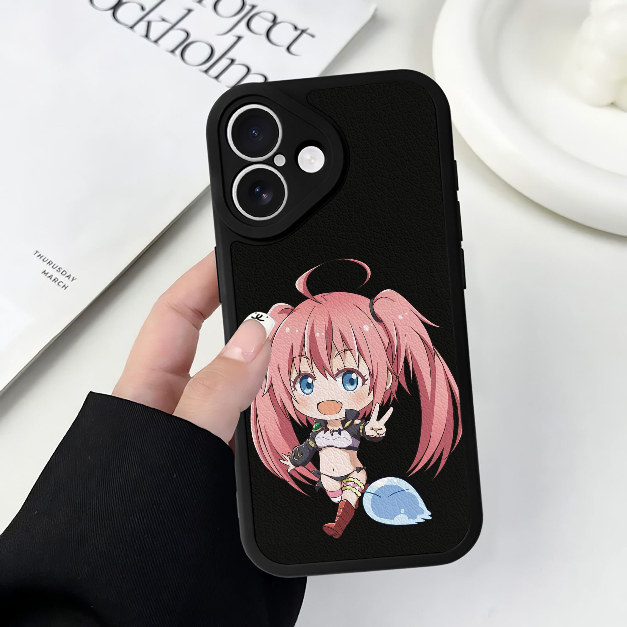 （画像用） 転スラ Regarding Reincarnated to Slime 【iPhone 16シリーズ対応】シリコンスマホケース（レザー調） 材質：シリコン